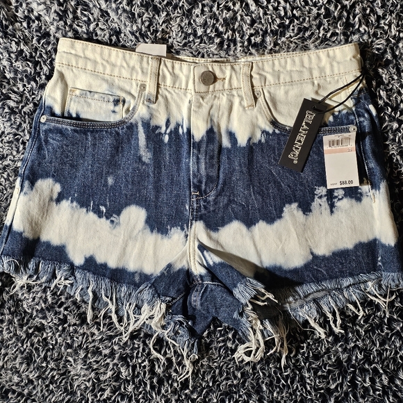 🆕️ Blank NYC The Barrow High Rise Vintage Short in Size 27 or 28 - Picture 4 of 13